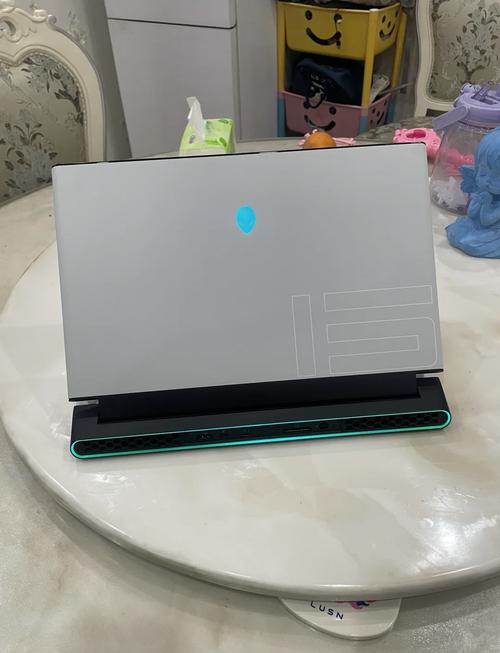 18寸外星人笔记本显卡双780二手多少钱,现在19年了