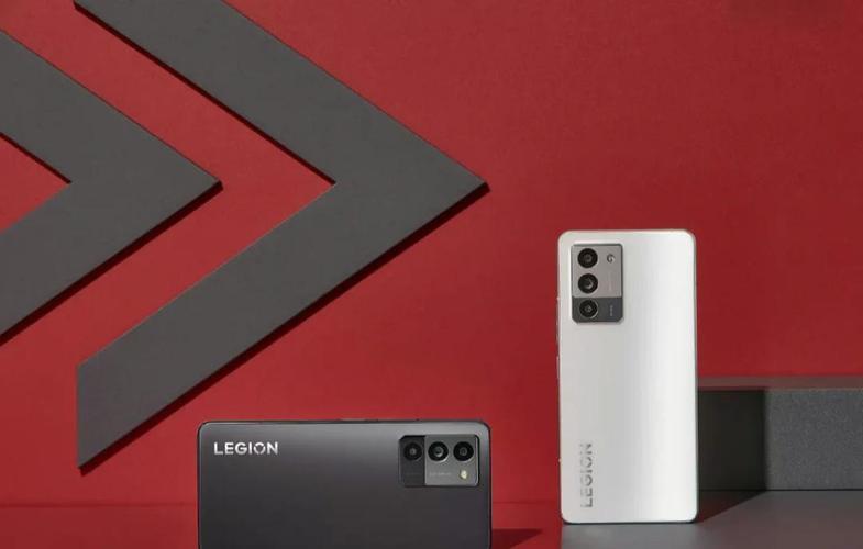 pc掌机屏幕亮度只有500尼特吗