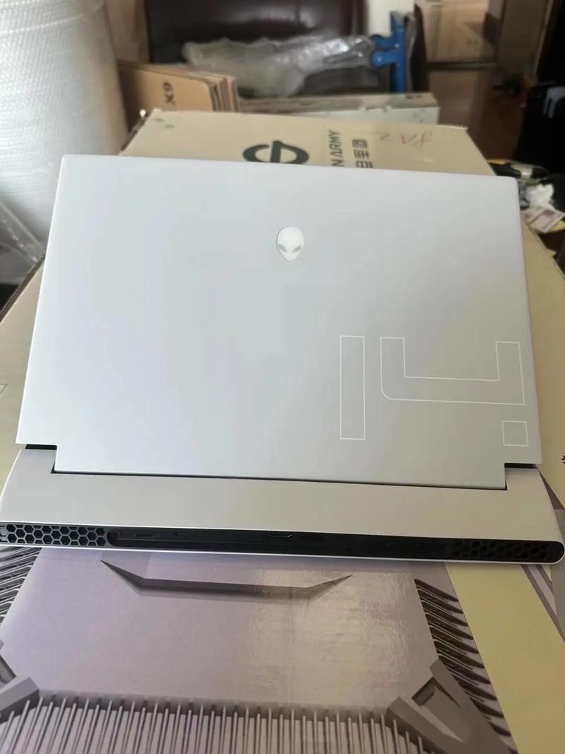 外星人x15r1评测