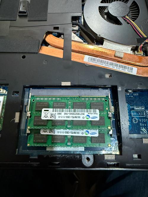 内存条一边4g一边8g可以吗