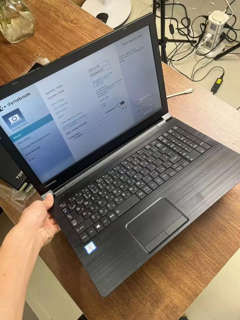 东芝笔记本电脑,dynabook系列的怎么样?