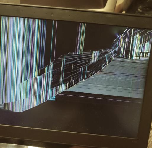 显示器内屏碎了有没有必要维修,听说换屏很贵呢