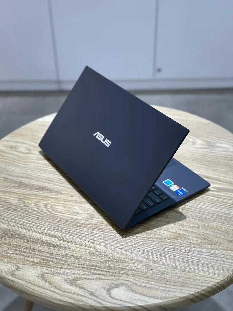 华硕i3笔记本性能如何?性价比怎么样?