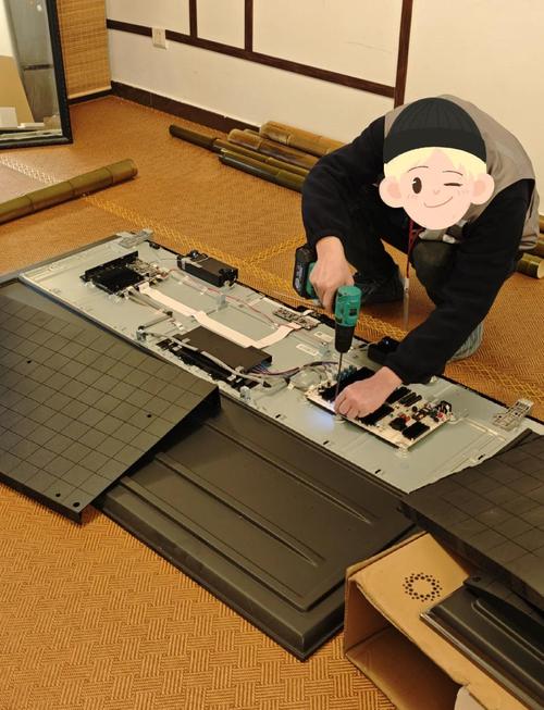 电视屏幕碎了换屏大约多少钱?