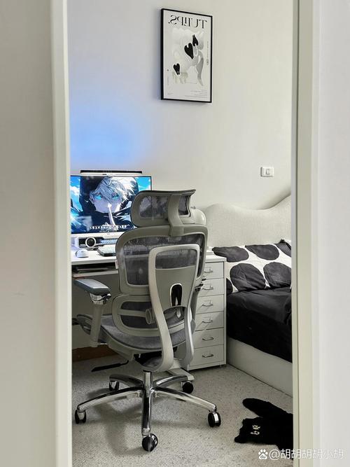 80长的台式电脑桌够用吗电脑桌的高度与宽度多少合适