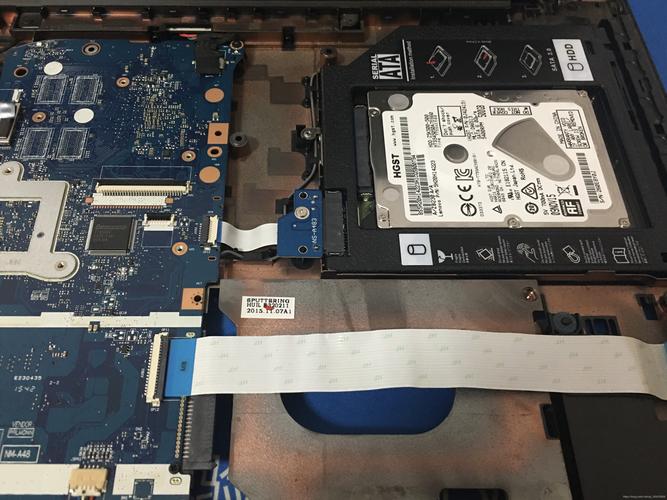 联想ideapad300如果要加内存条要买多大的尺寸的