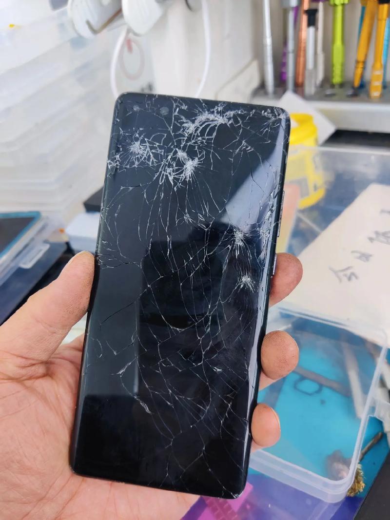 vivo/iQOO手机屏幕碎了保修吗?