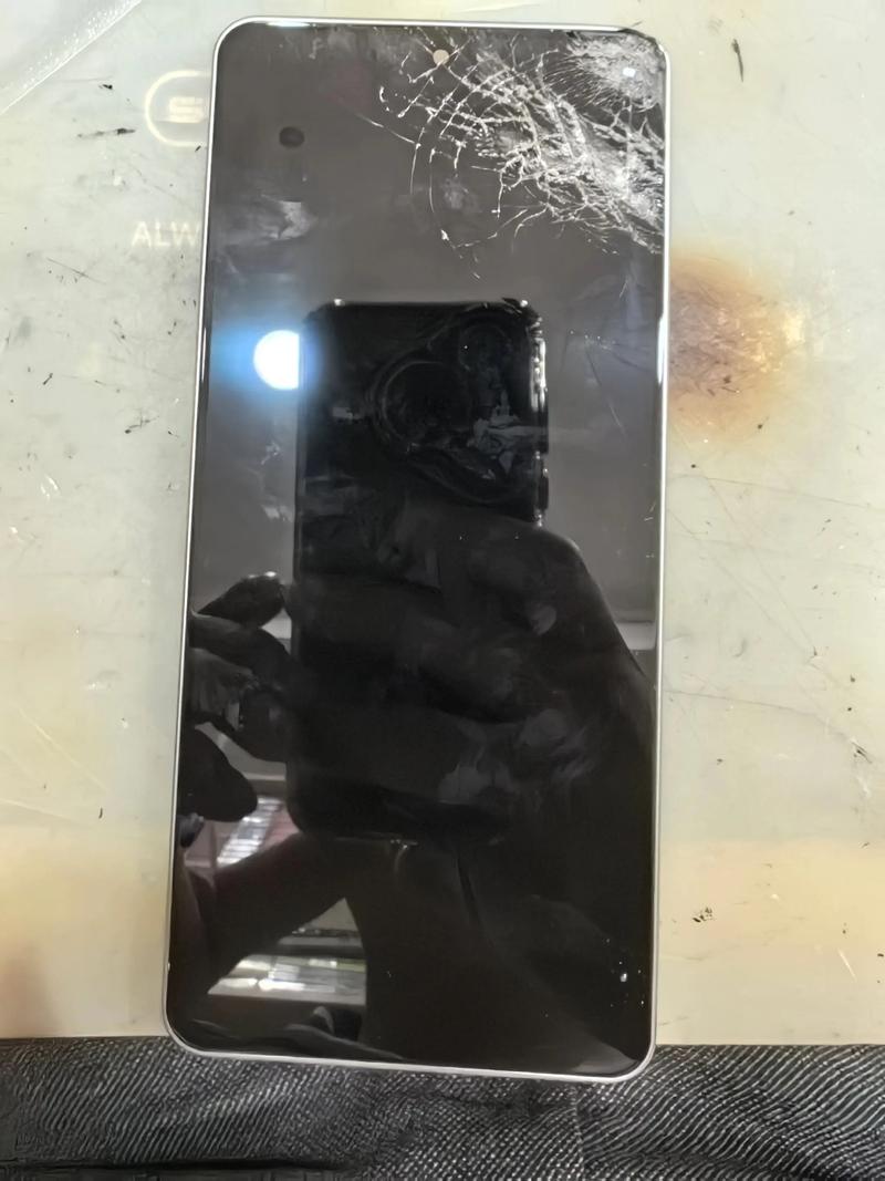 iqoo10pro内屏幕更换多少钱