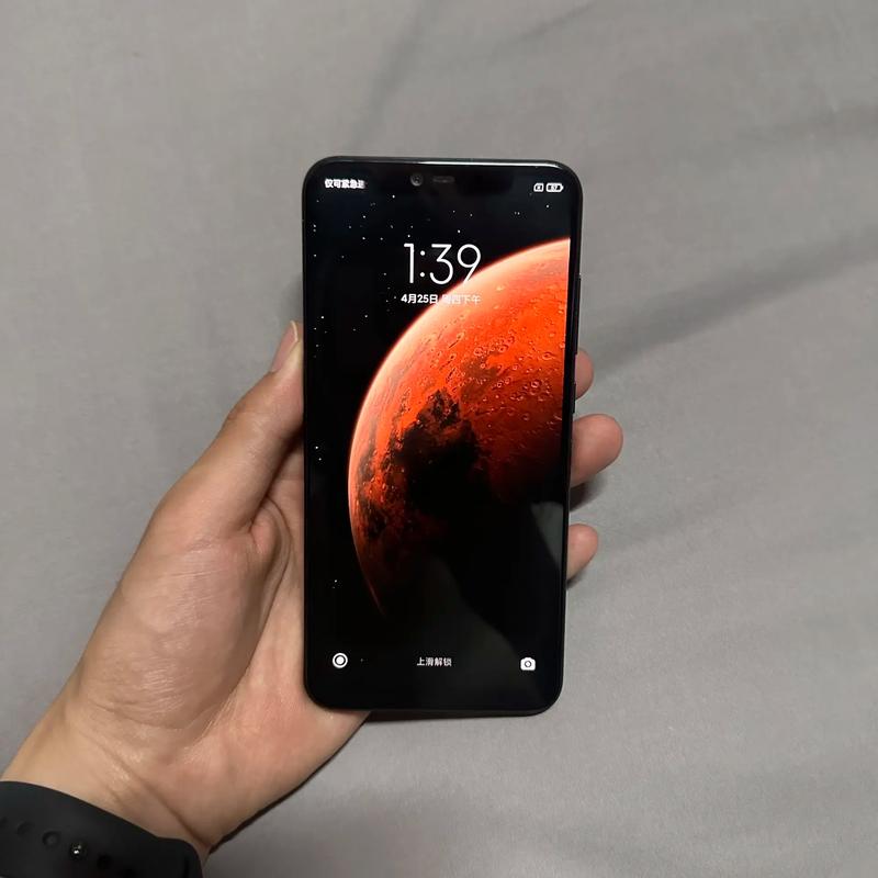 小米8ud和探索版一样吗