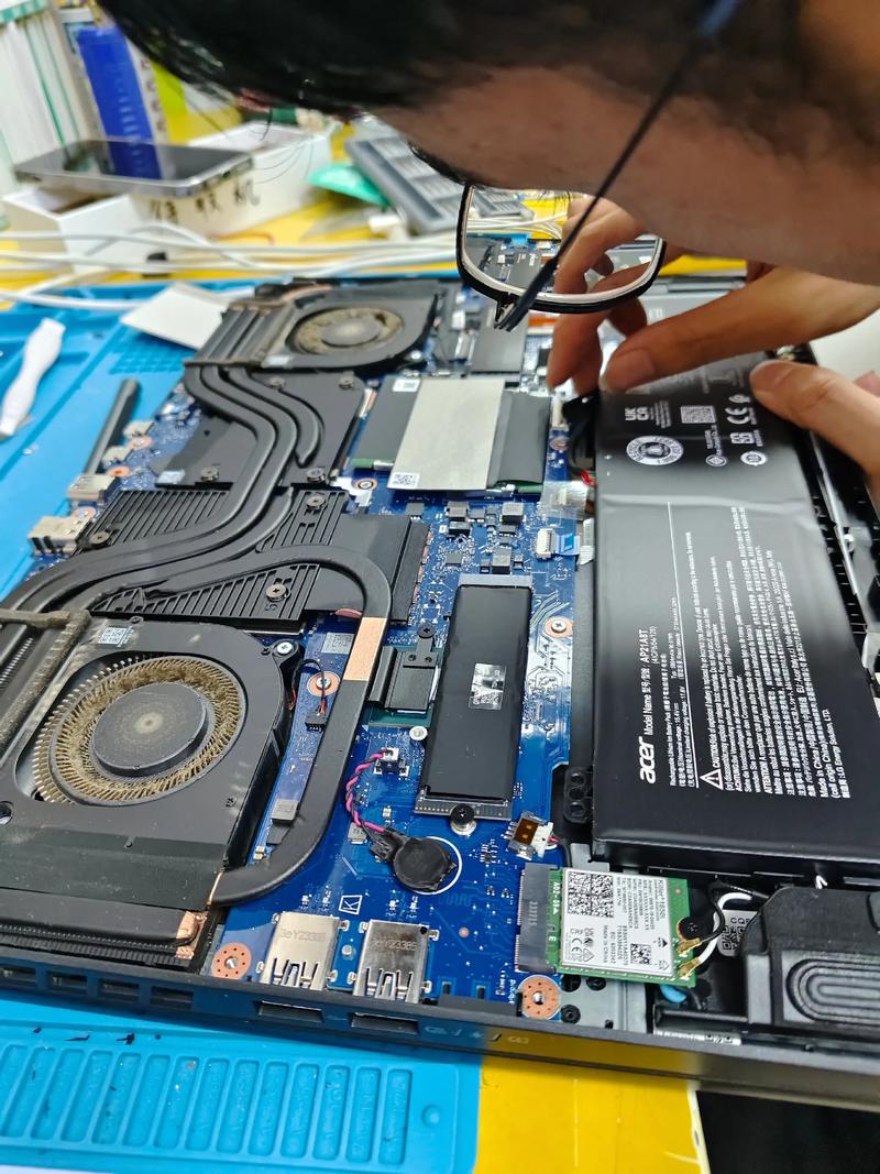 我想问问笔记本不拆机怎么清灰