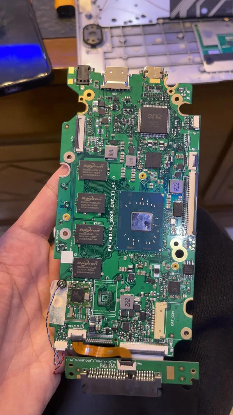 不建议购买的电脑芯片大概多少钱