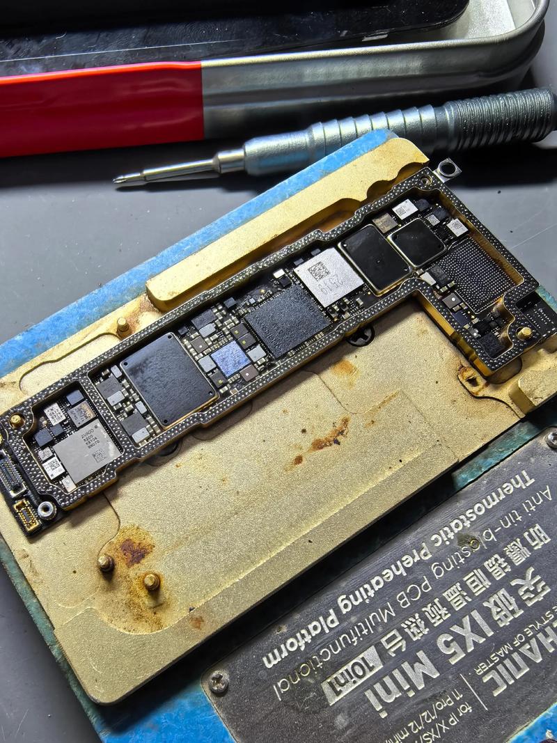 macbookpro主板坏了值得修吗?