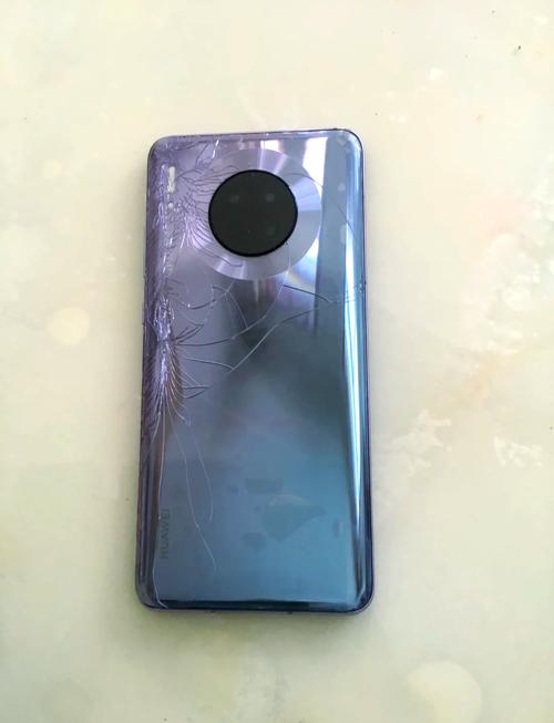 华为Mate30Pro和华为Mate30EPro对比哪个好?