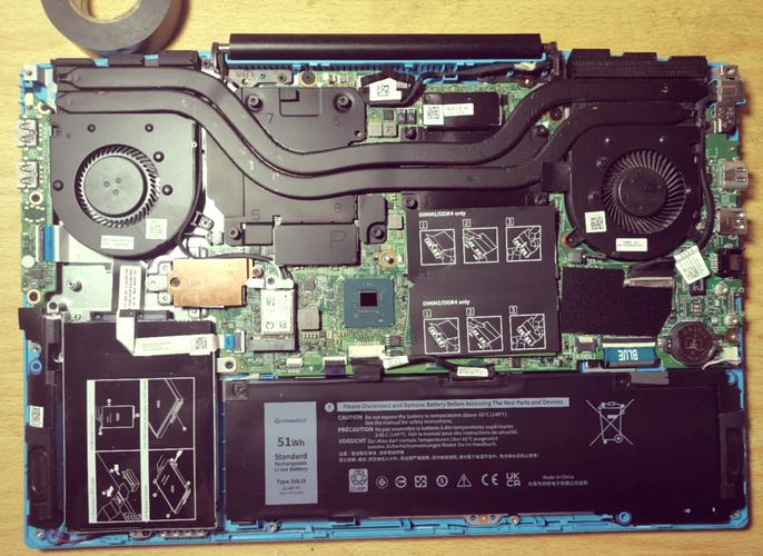 如何打开戴尔笔记本电脑电池盖