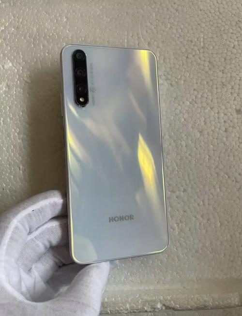 荣耀20s是5g手机吗