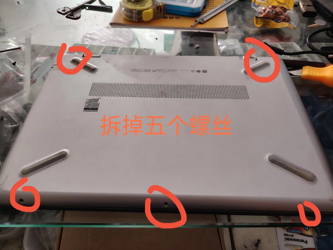 惠普笔记本电脑换电池大概多少钱