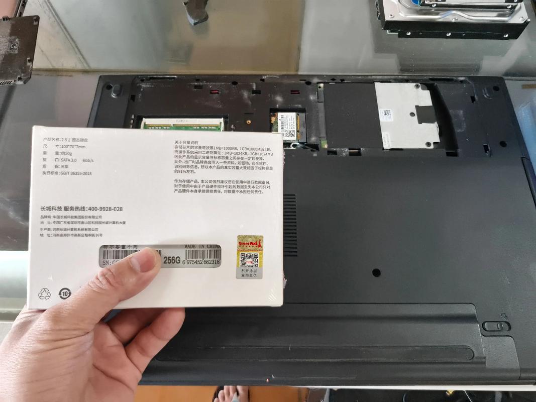 电脑老化太卡换什么硬件