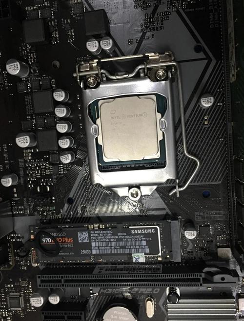 电脑主板上的cpu怎么拆下来?