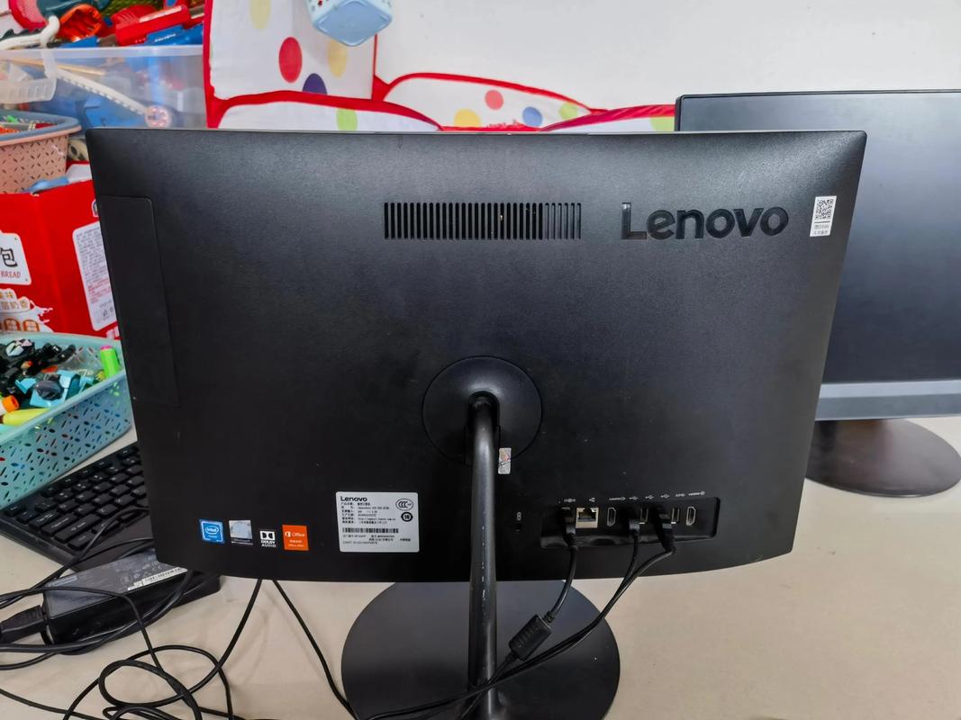 联想电脑一体机多少钱