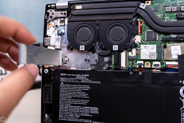 性能强劲,散热给力,国产颗粒、宏碁非凡S3(SF314『5』12)加装金百达KP260固态...