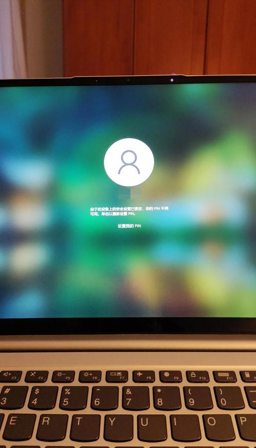 戴尔笔记本键盘失灵开机无法输入密码怎么办?