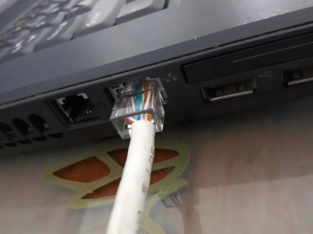 笔记本电脑能连接网线吗?