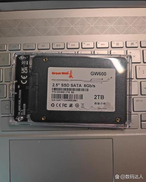 电脑主机卡换什么台式电脑很卡换什么硬件