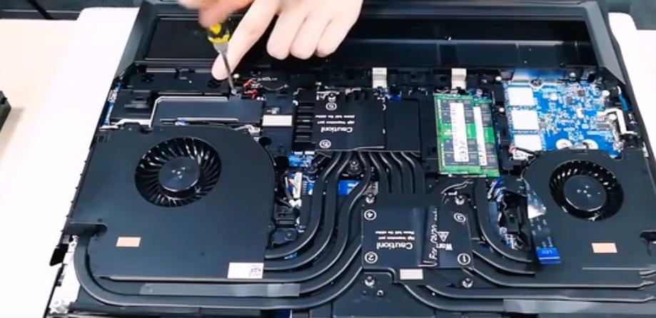 蓝天准系统笔记本