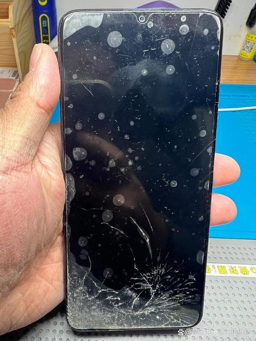 荣耀V8换屏幕多少钱