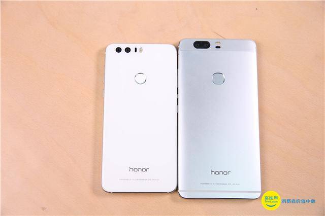 华为荣耀8和v8在外观、配置、性能上有何主要区别?