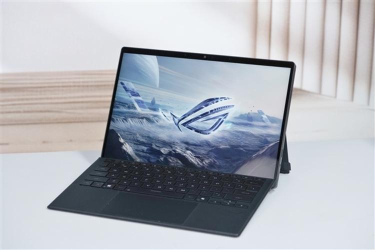 联想适合打游戏的笔记本电脑