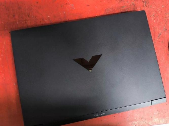 有使用过雷霆之光M11笔记本电脑的吗,卡不卡呢?