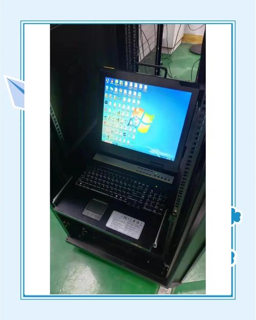 一台显示器控制多台电脑?KVM切换器轻松搞定!