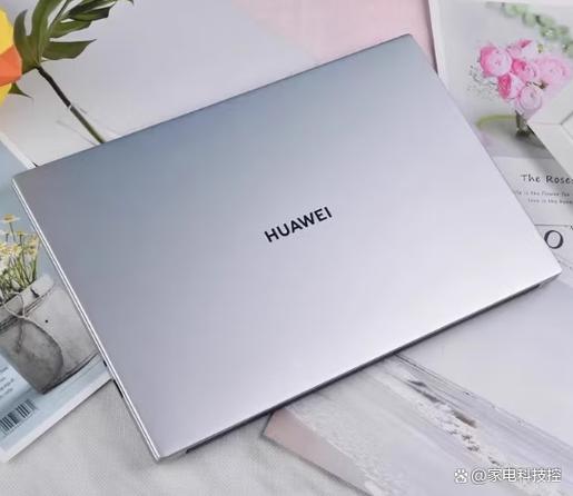 我有5000元,要买一台笔记本电脑和一部手机。希望高人指点迷津。多谢所以...