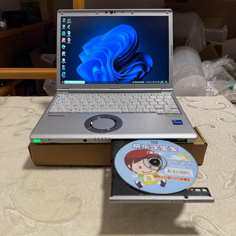 笔记本有带光驱吗