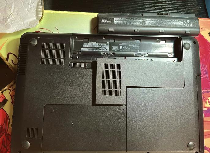 惠普笔记本cq45—306TS内存有几个插口