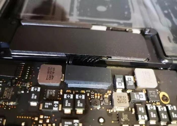 联想平板电脑yoga3插上u盘,但在哪里面可以打开?