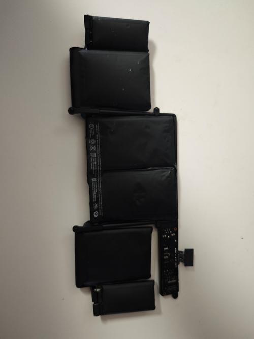 电脑办公用的笔记本电池鼓包了能卖多少钱