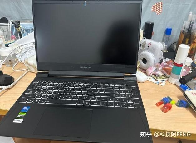 战神笔记本声音小如何处理