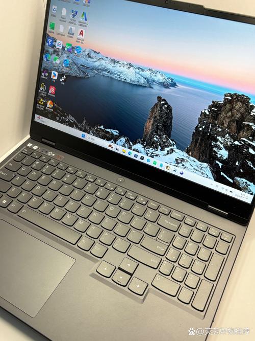 大学学生党如何去选取适合自己的笔记本电脑。