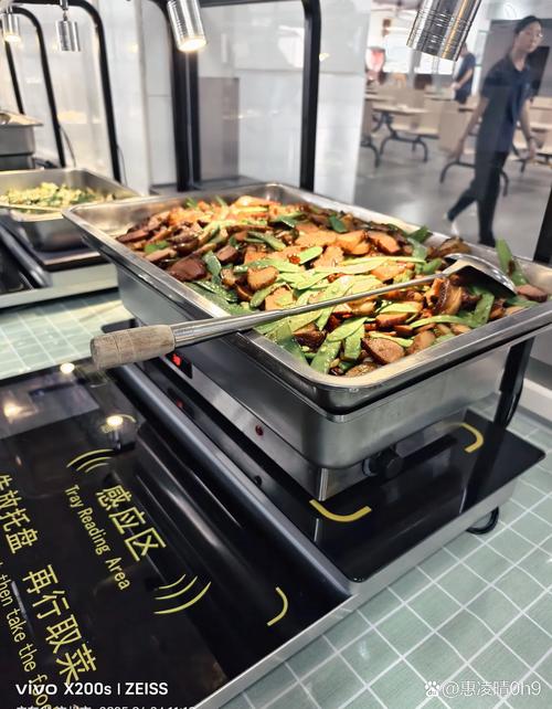 在米村拌饭用餐可以给电子设备充电吗