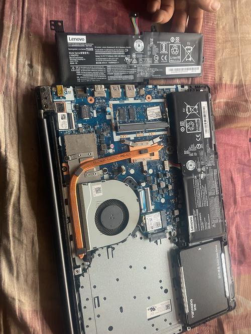 联想ideapad320『1』5AST后盖怎么拆