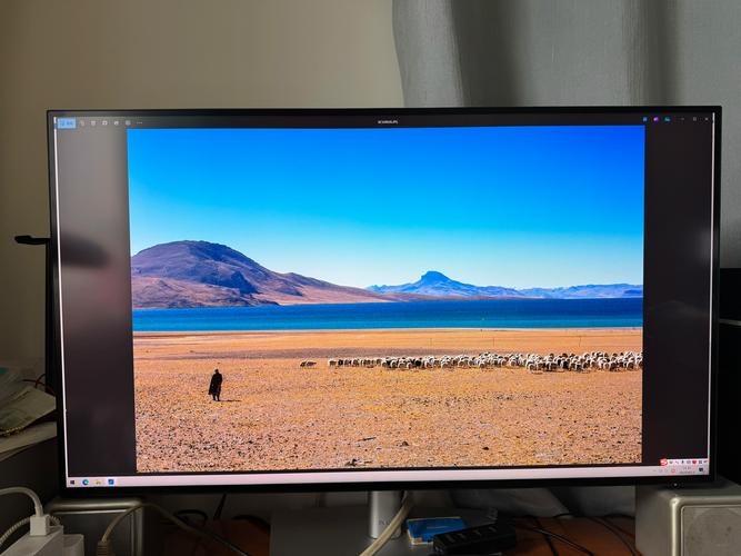 长时间使用电脑选哪种显示器对眼睛伤害小