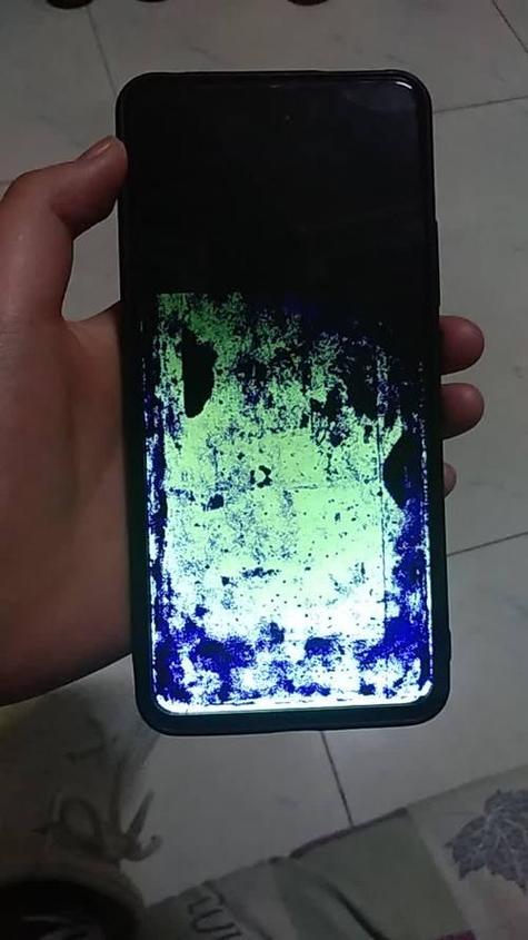 oppoa5屏幕漏液修一下多少钱?