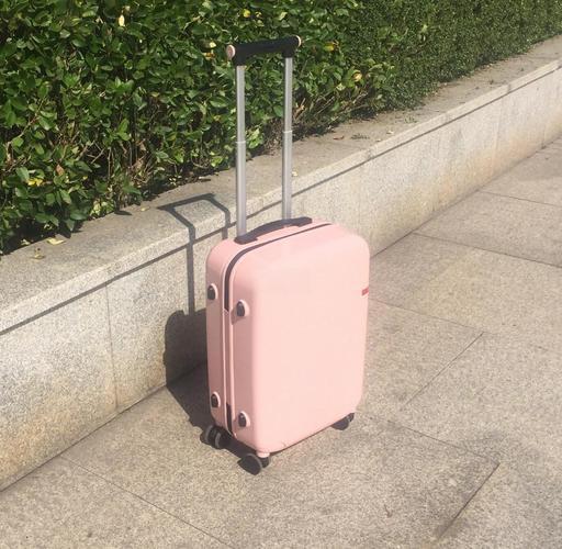 行李箱太紧会压坏电脑吗