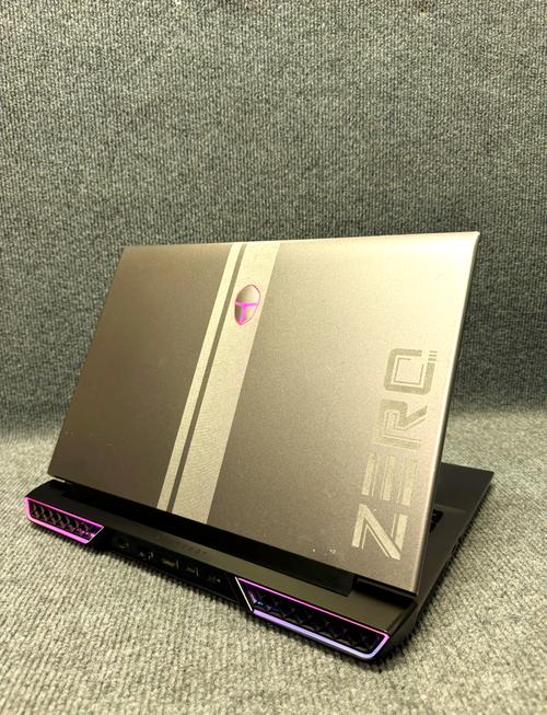 问一下15.6英寸笔记本玩游戏怎么样?