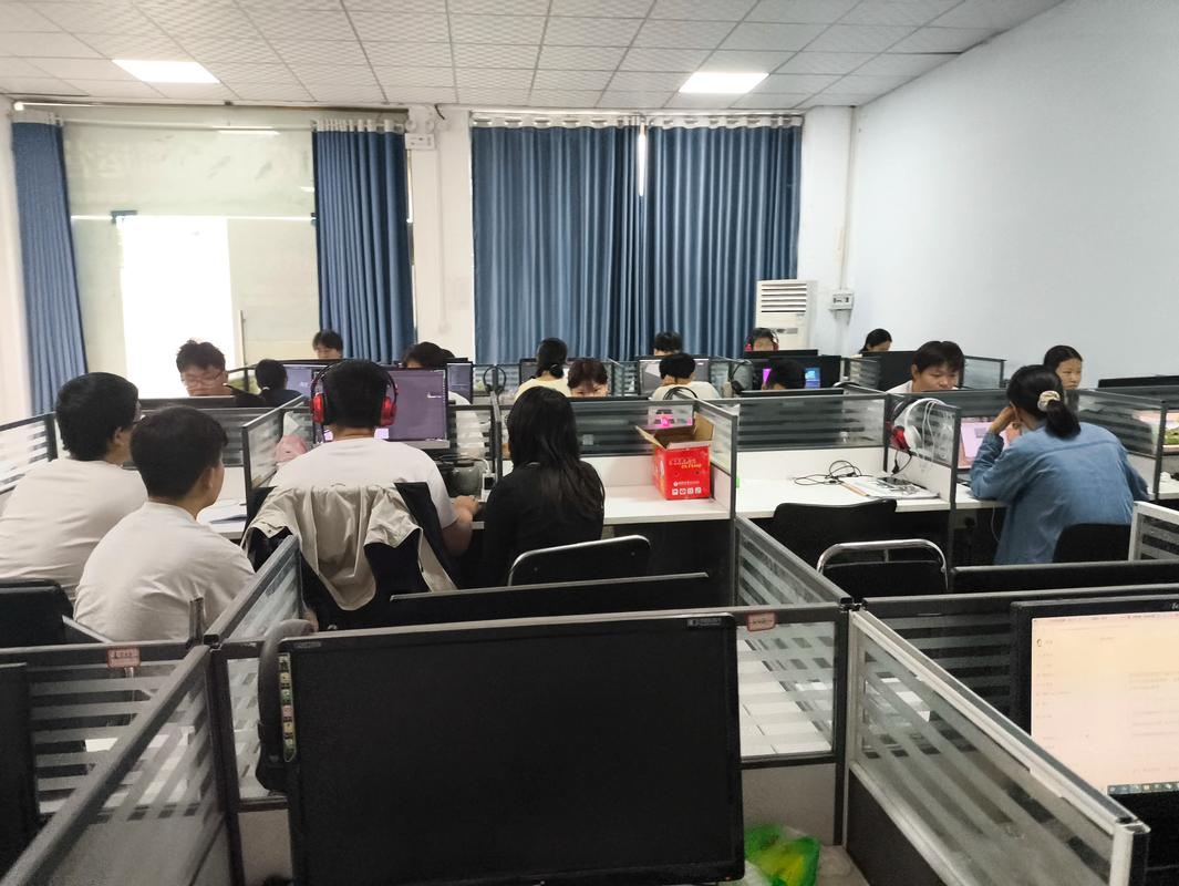 武汉学修电脑去哪里学武汉电脑培训学校哪家比较好