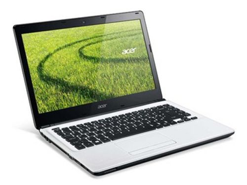 背面是w标志的笔记本电脑