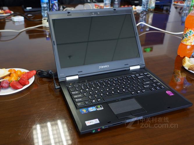 清华同方e500老型号外观