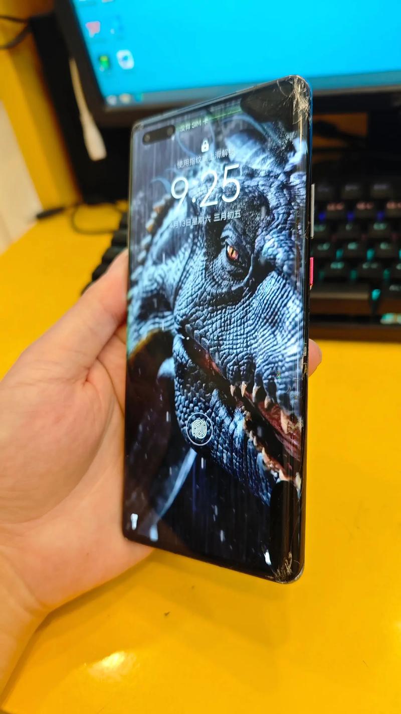 华为p40pro屏幕碎了,不影响使用,换屏大概需要多少钱?